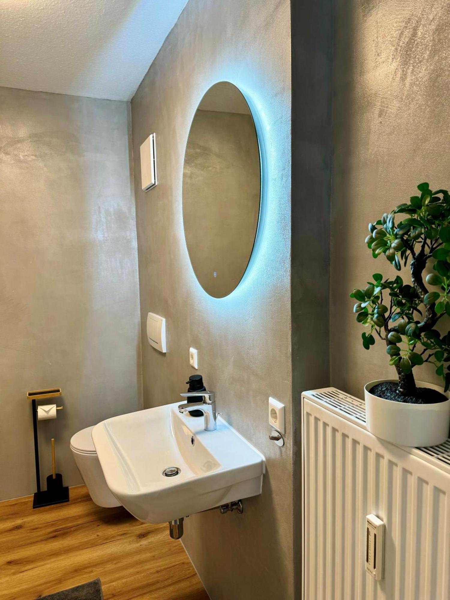 Traumhafte Wohnung Am Stadtbrunnen Der Altstadt Pfullendorf Exterior foto